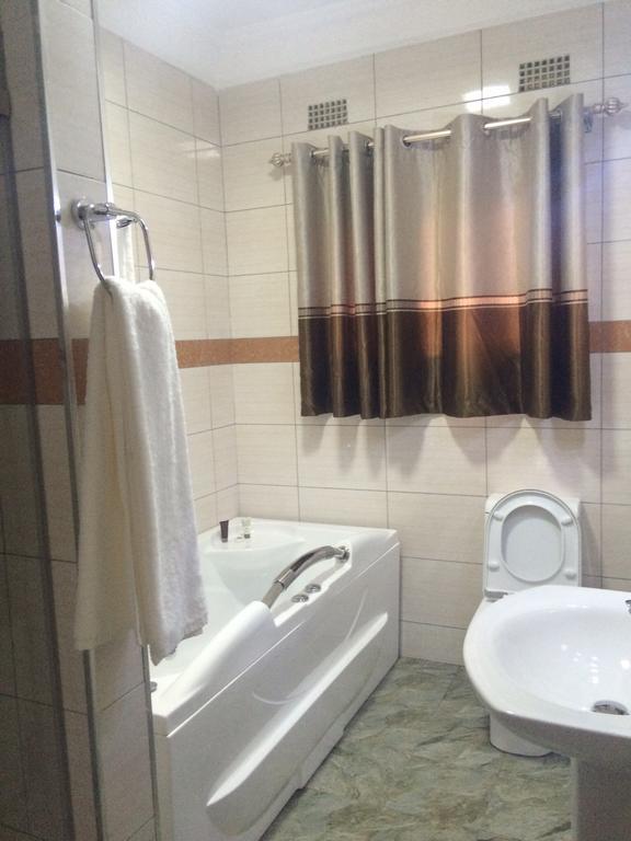 Sherbourne Hotel Kitwe Exterior foto